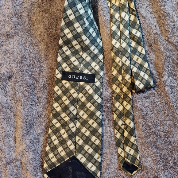 Guess Silk Beige/Olive Check-pattern Tie - Picture 2 of 2